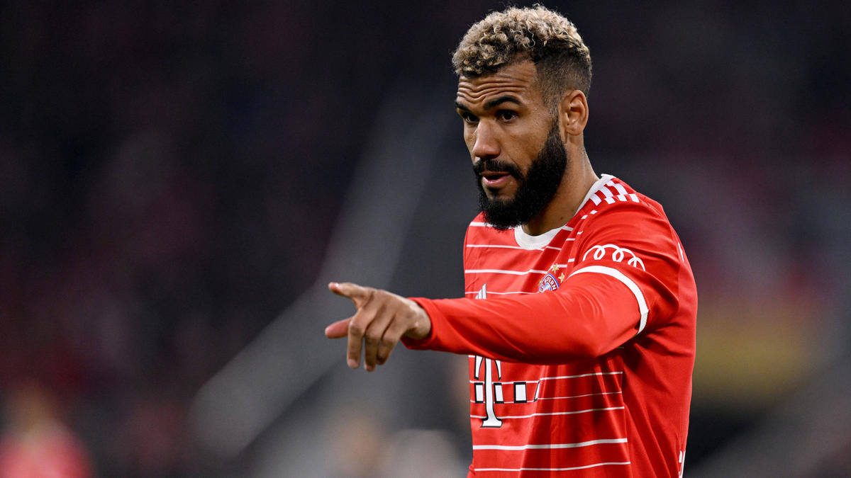 Ku Choupo-Moting trở lại tập luyện trước trận lượt về của Man City
