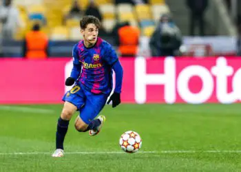 Ku Mục tiêu XXL mới của Chelsea chơi cho Barca